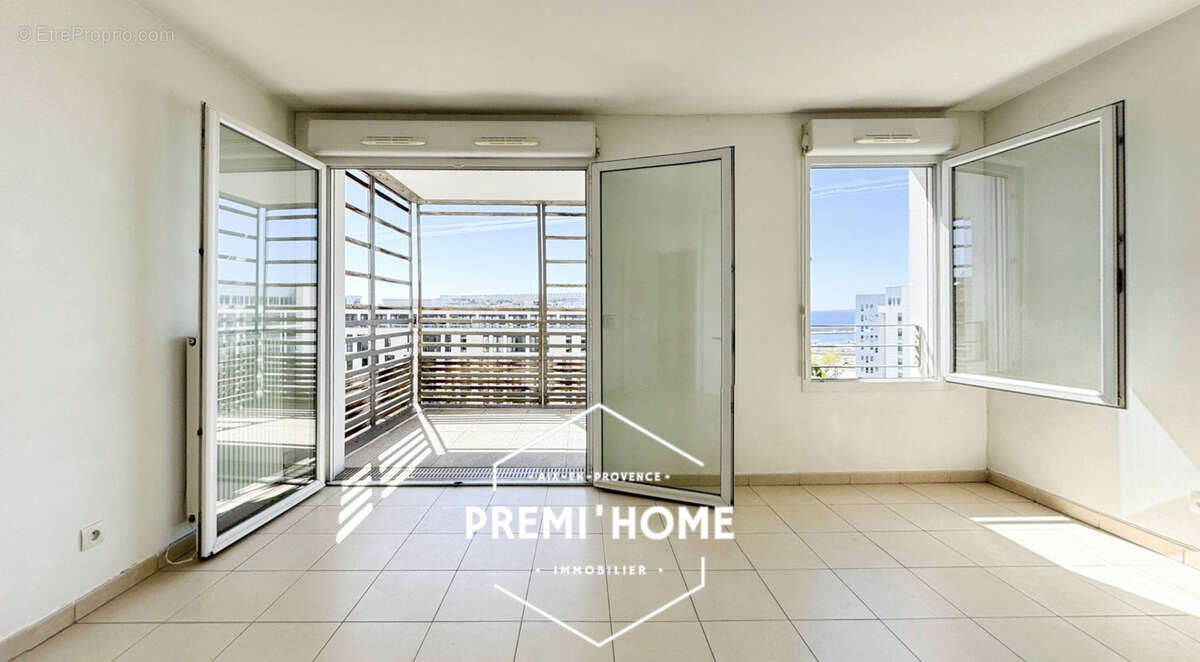 Appartement à MARSEILLE-2E