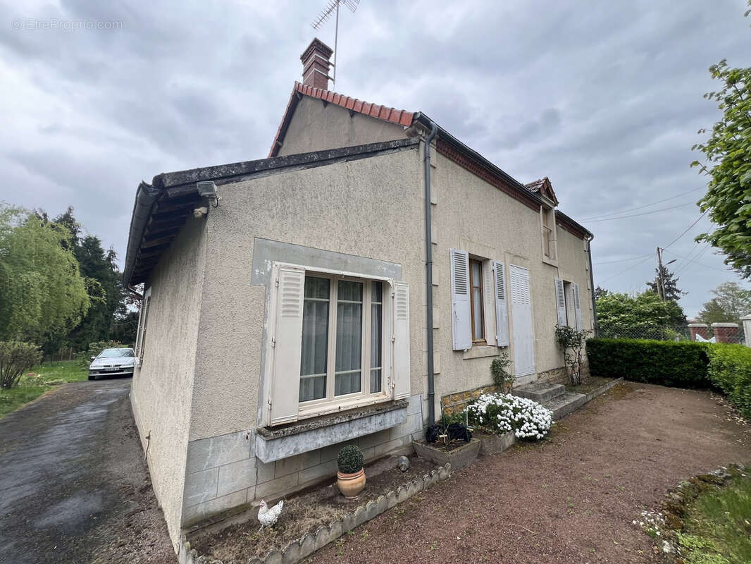 Maison à CHATEAUMEILLANT