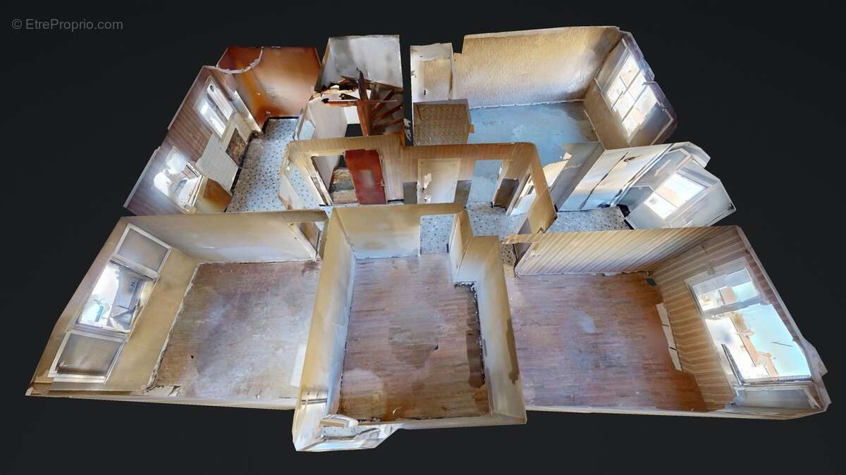 Immeuble à vendre à Lunéville (54), 2 appartements, garages, caves et greniers - Visite virtuelle sur demande - photo 2
