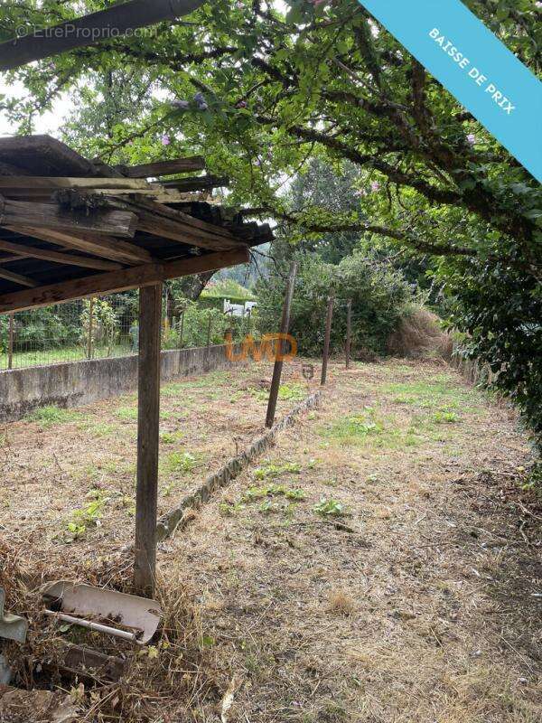 Maison à DECAZEVILLE