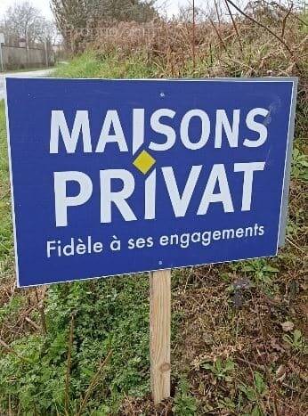 Terrain à LA ROCHE-SUR-YON