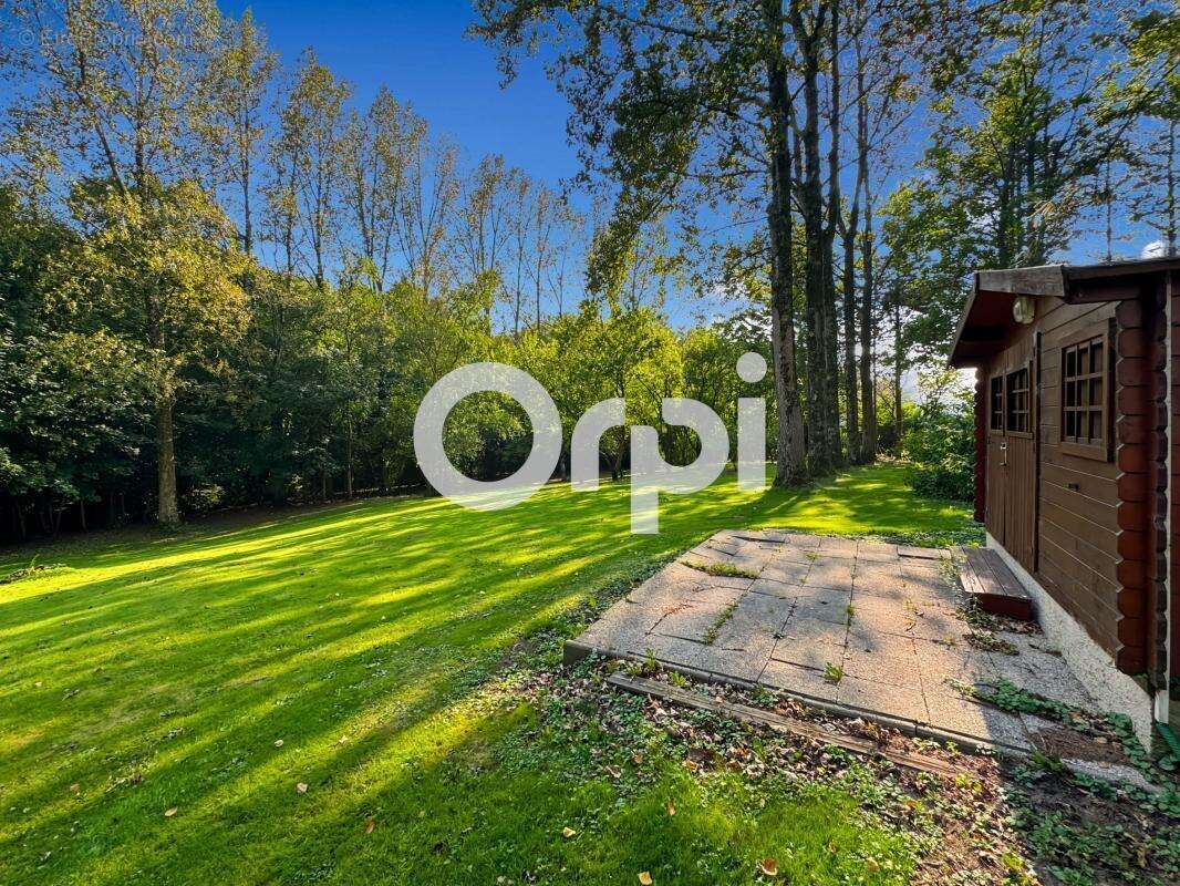 Maison à LA CAPELLE-LES-BOULOGNE