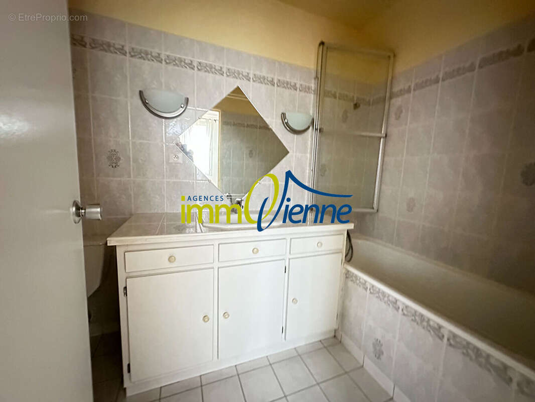 Maison à BUXEROLLES