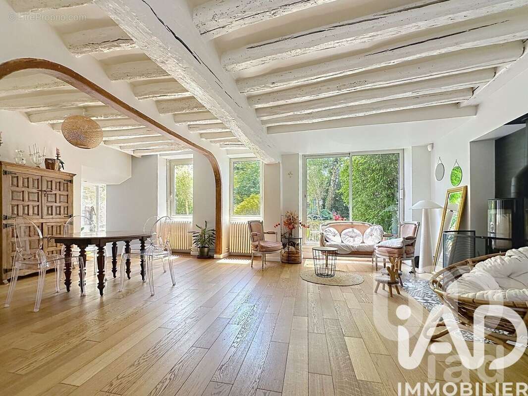 Maison 145 m² à Maincy  - photo 2