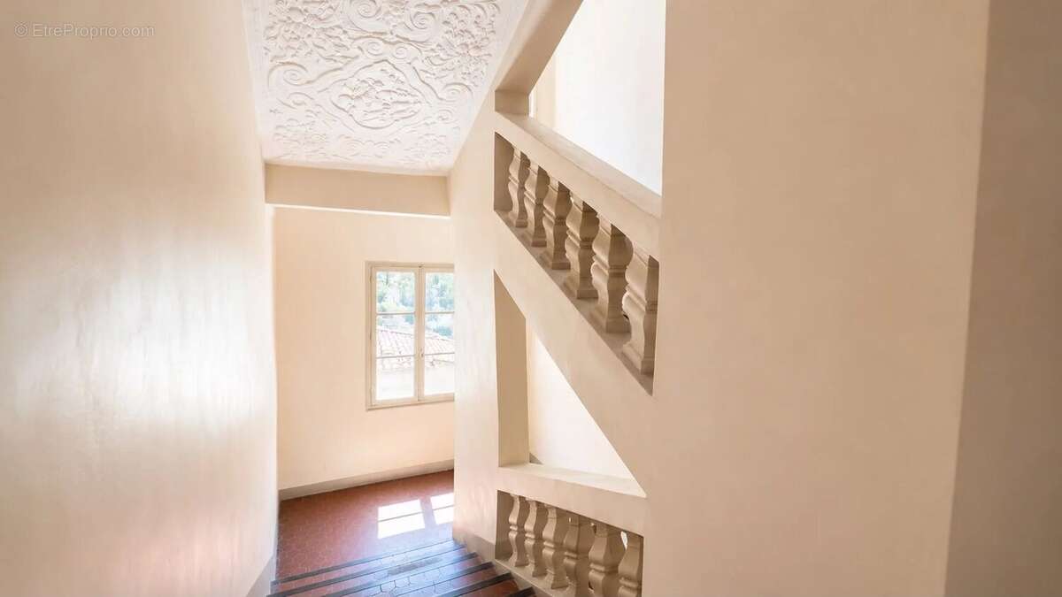 Duplex - Aix centre Historique - photo 10