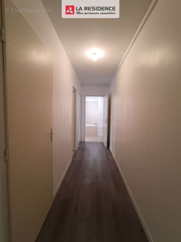 Appartement à MONTIGNY-LE-BRETONNEUX