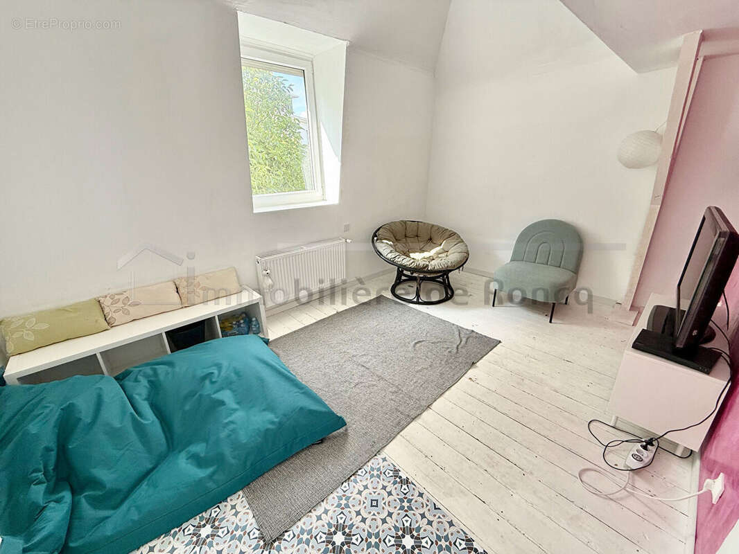 Maison 240 m² centre bourg - photo 12