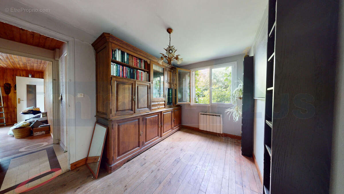 Maison à SAINT-CYR-L'ECOLE