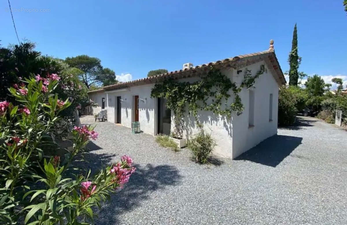 Maison à SAINT-RAPHAEL