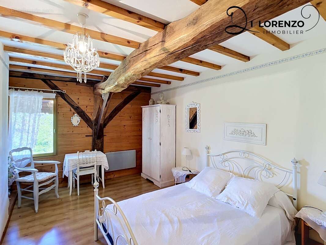 Maison à vendre 232 m² habitable LEPIN LE LAC (73) - photo 4