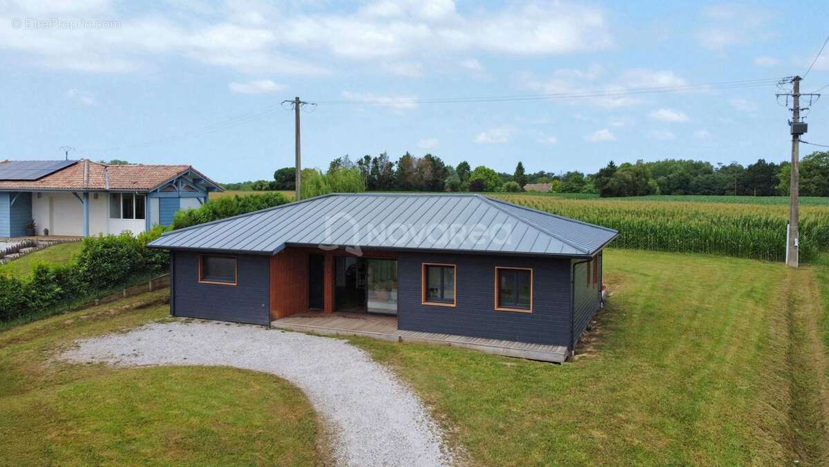 Maison à SAUBRIGUES