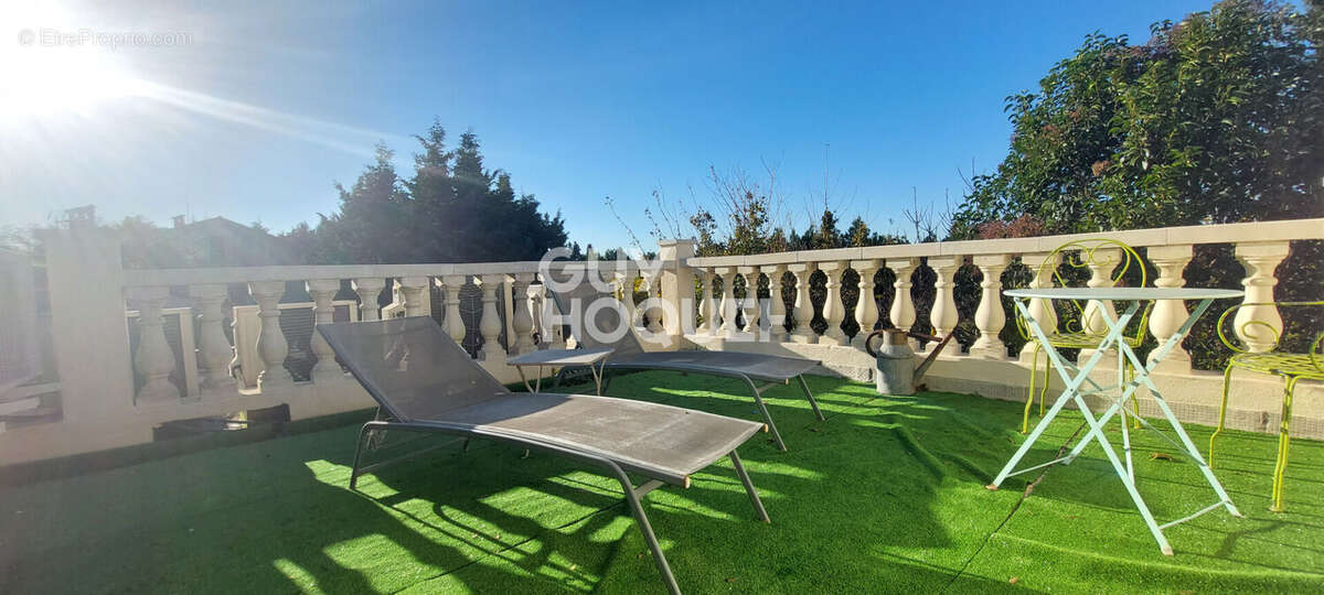 Maison à L&#039;ISLE-SUR-LA-SORGUE