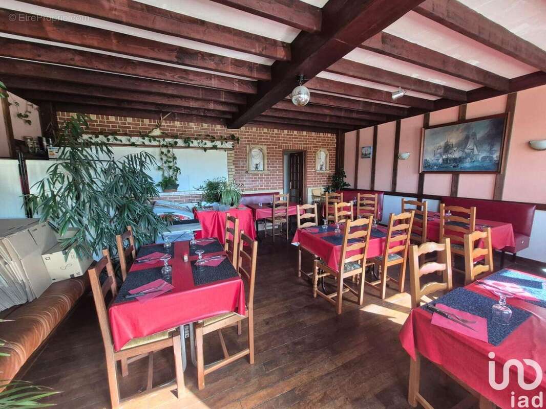 Photo 3 - Commerce à CRECY-AU-MONT