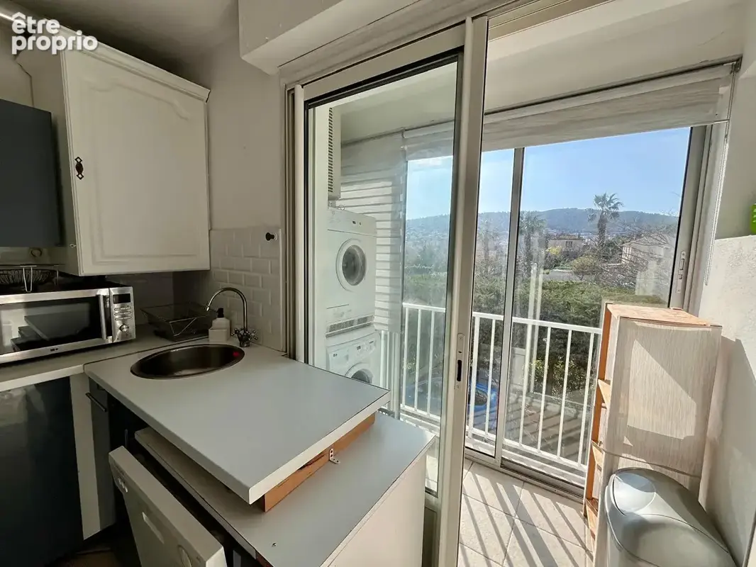 À deux pas des plages et du coeur de La Ciotat  Spacieux T3/4 de 75 m² dans une résidence sécurisée - photo 8
