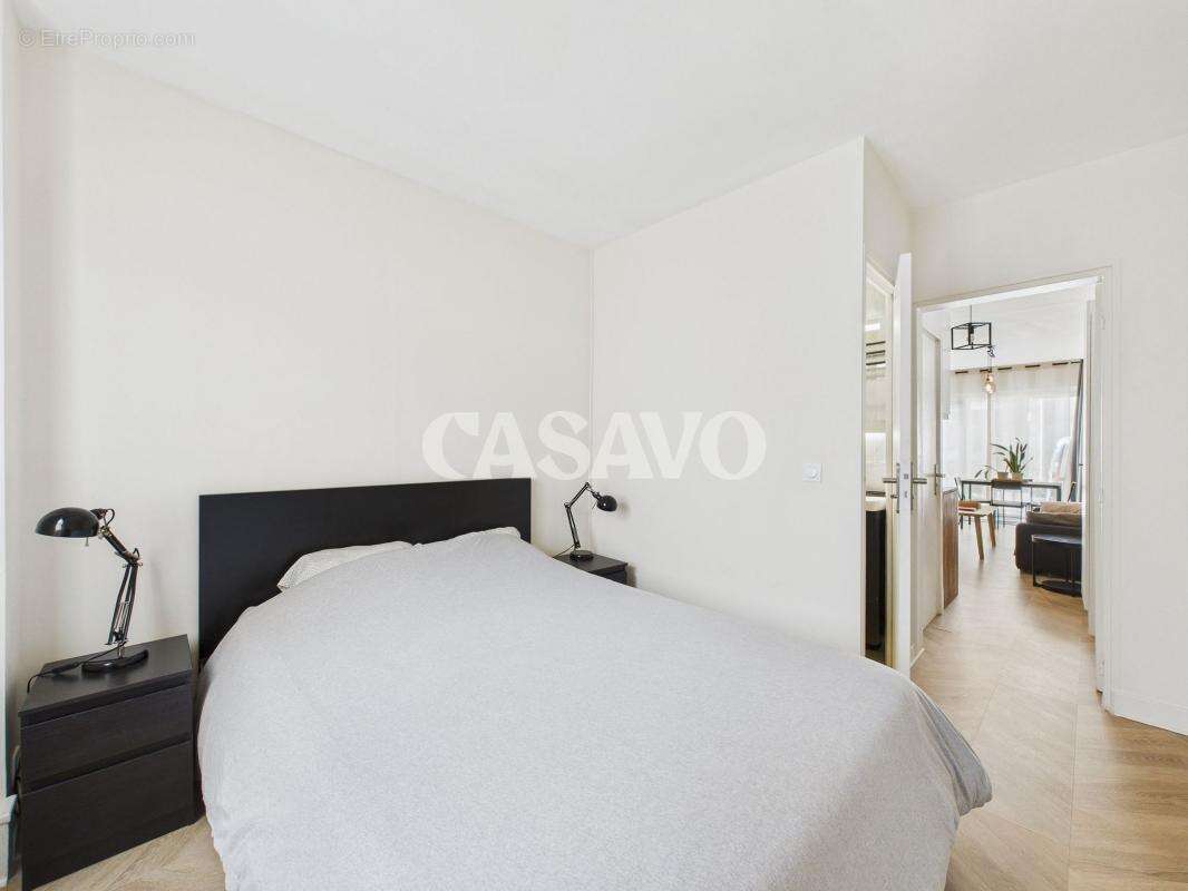 Appartement à PARIS-17E