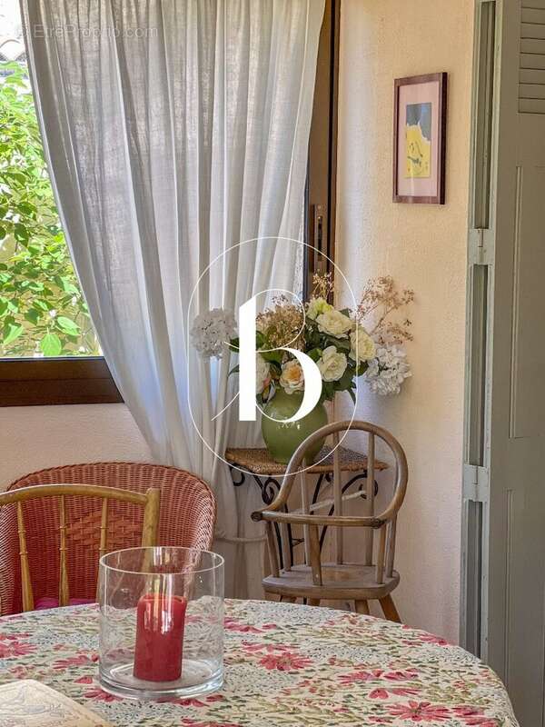 Maison à UZES