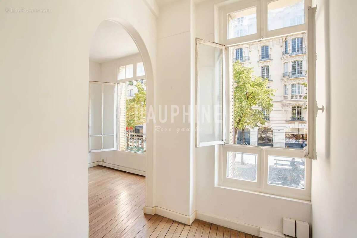 Appartement à PARIS-6E