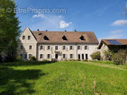 Maison à VIRIEU-LE-PETIT