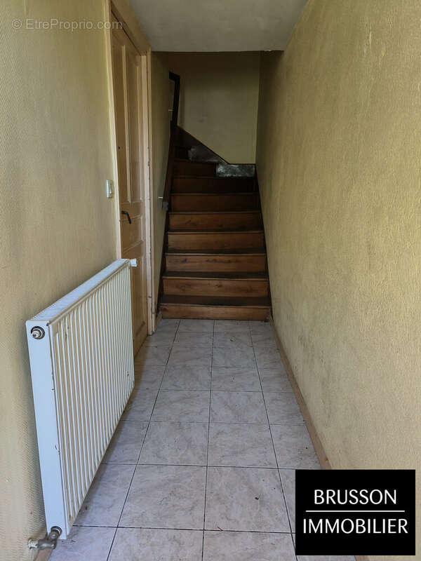 Maison 107 m² à Castres  - photo 3