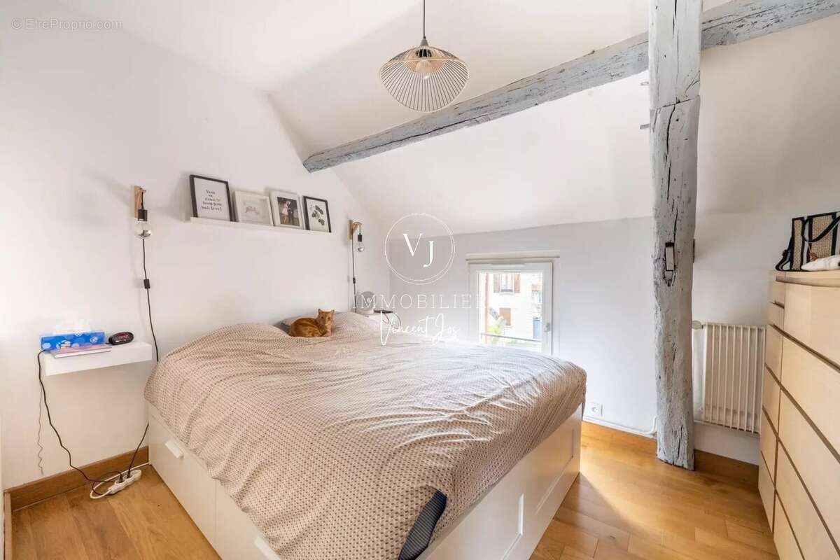 Maison à LES MUREAUX