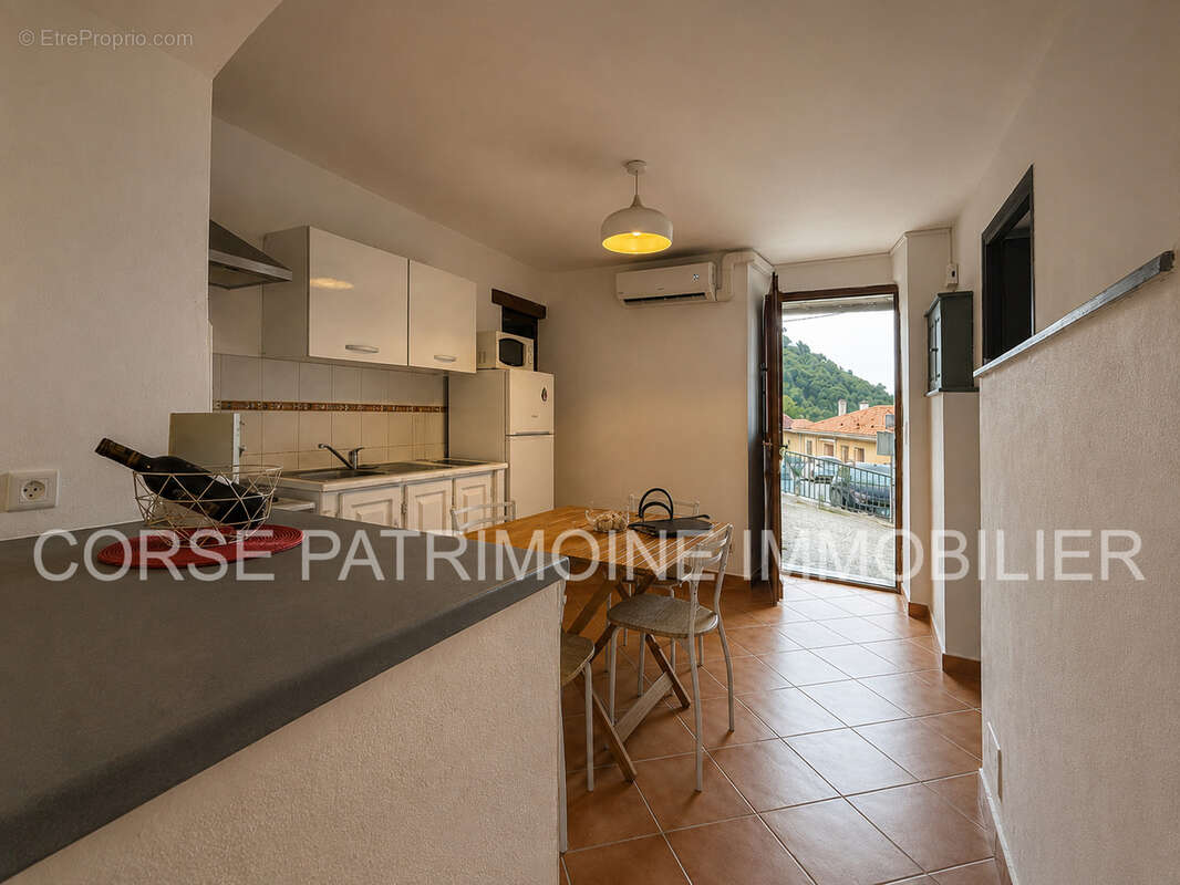 Charmant appartement T3 de caractère au cœur du village - photo 3