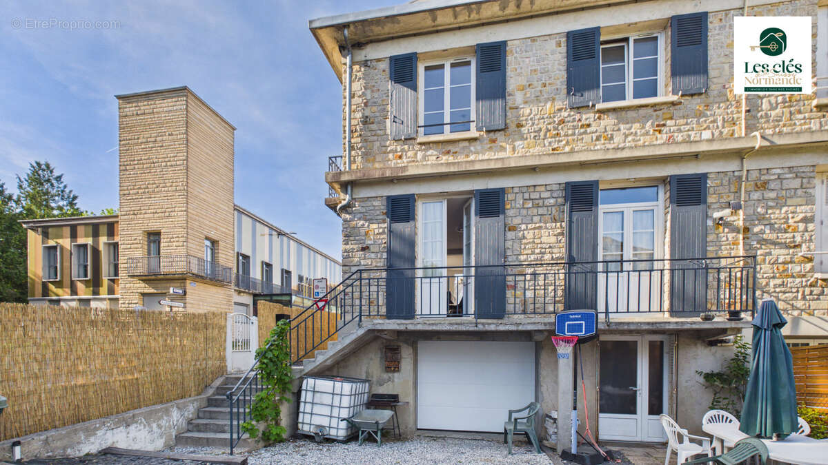 Maison à THURY-HARCOURT