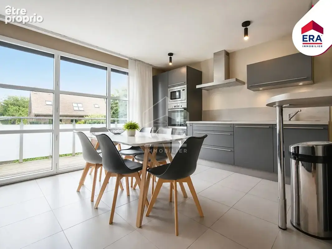 Appartement T3 de 66,90 m² ? Aux portes du jardin public de Saint-Omer - photo 1