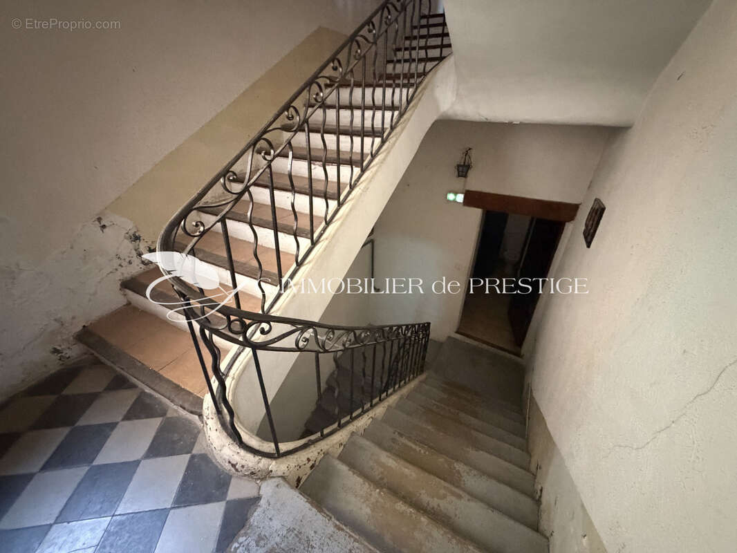 Maison à MALAUCENE