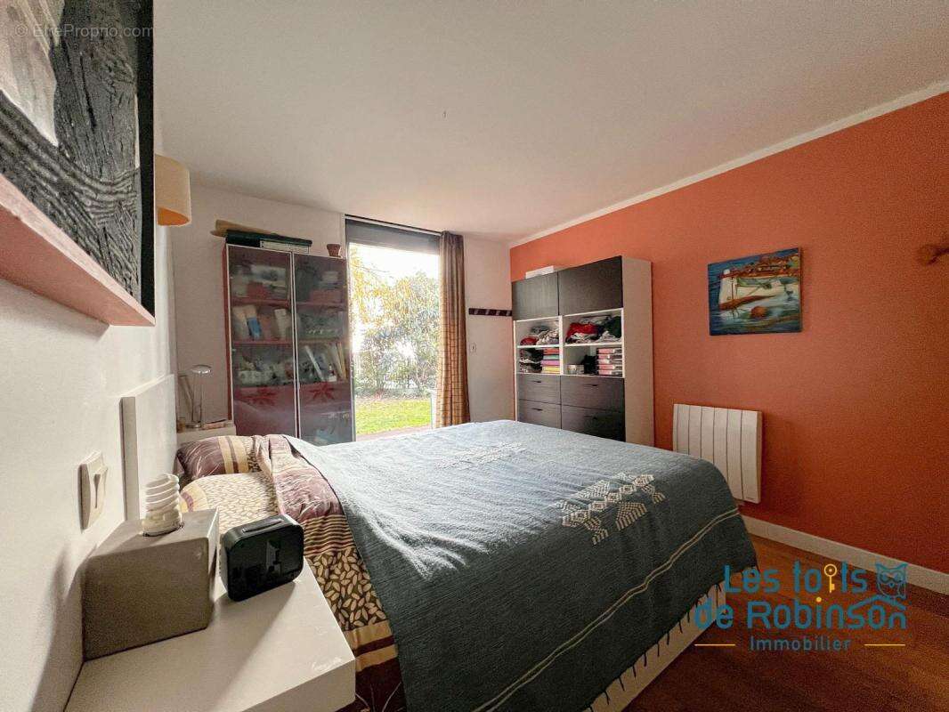 Maison à LE PLESSIS-ROBINSON