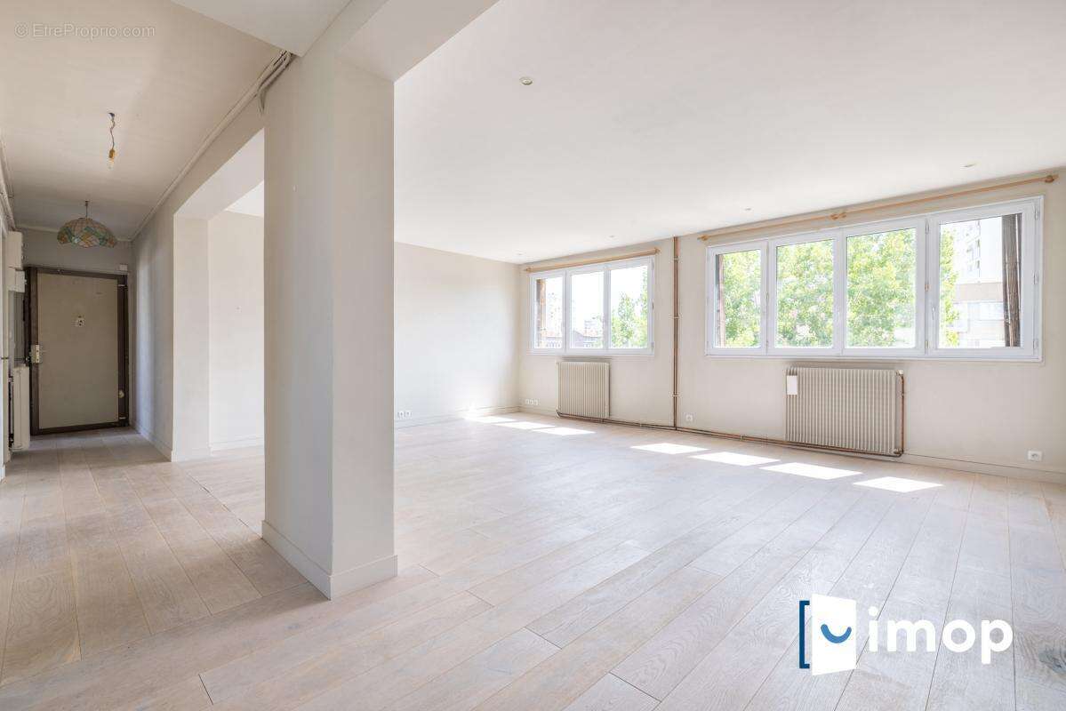 Aubervilliers – 70m² lumineux 3 pièces avec box et cave, à 7 min métro 12 et 7 - photo 5