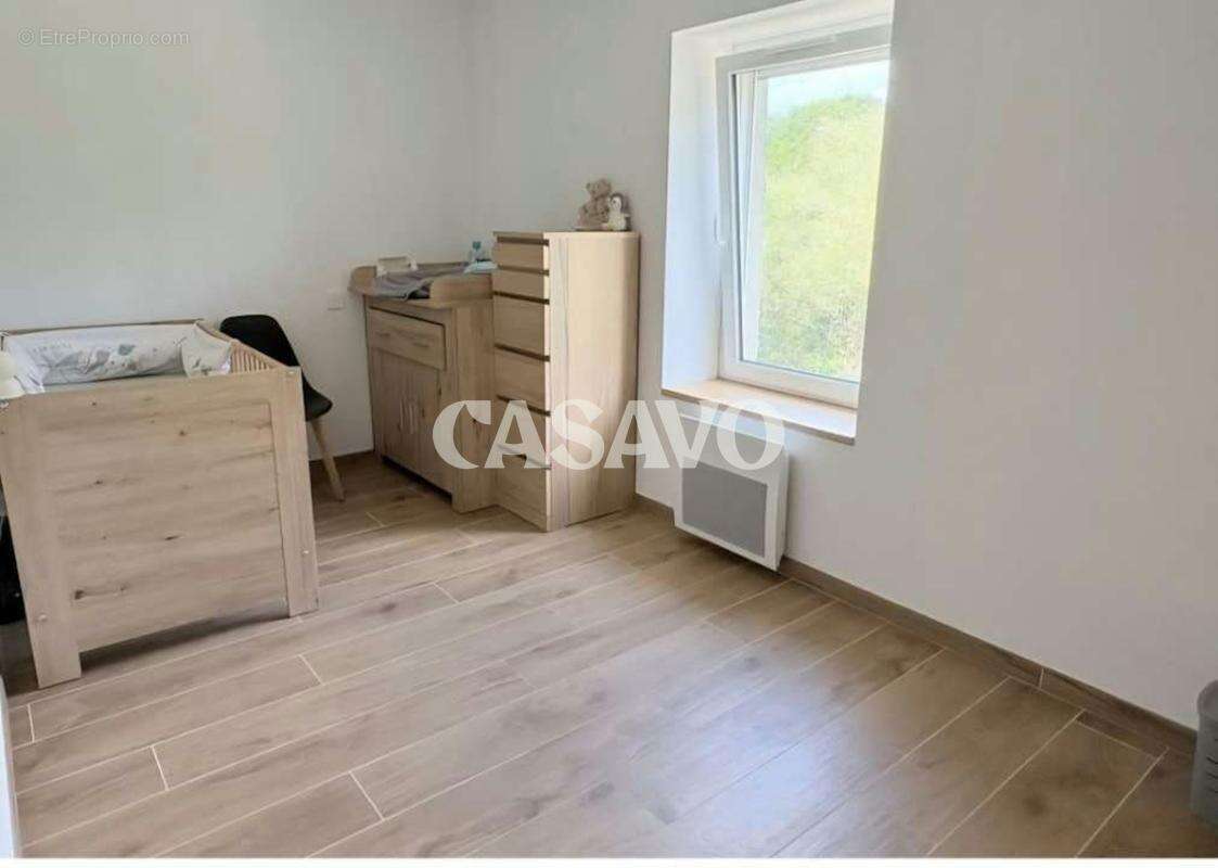 Vente Maison 4 pièces de 114m² - 38440 Meyssiez - photo 7