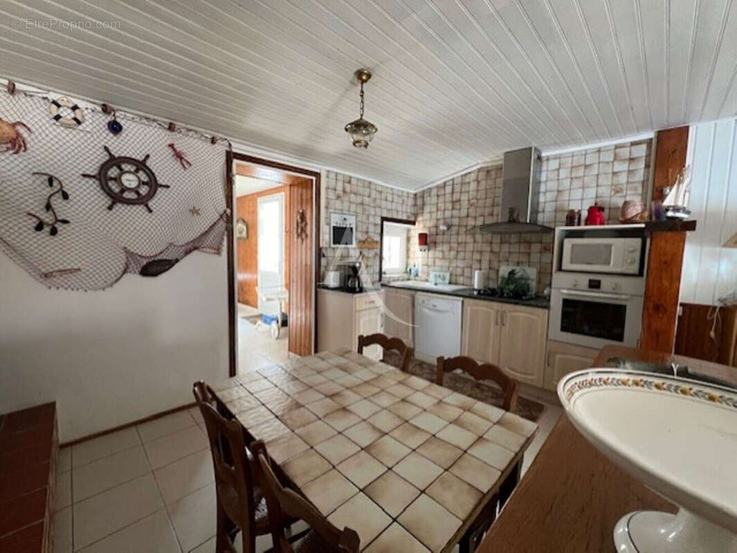 Maison à L&#039;EPINE