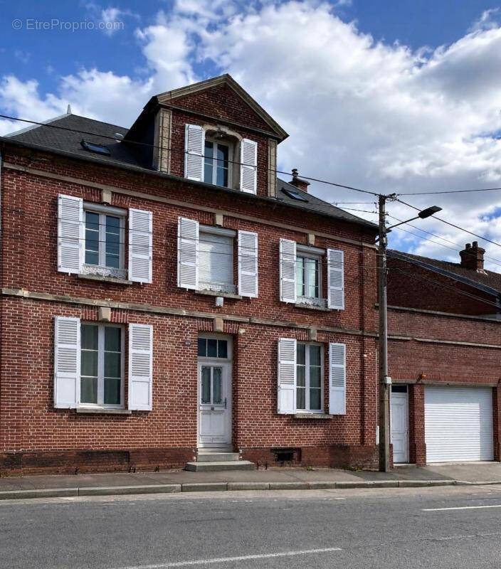 Maison à BEAUVAIS