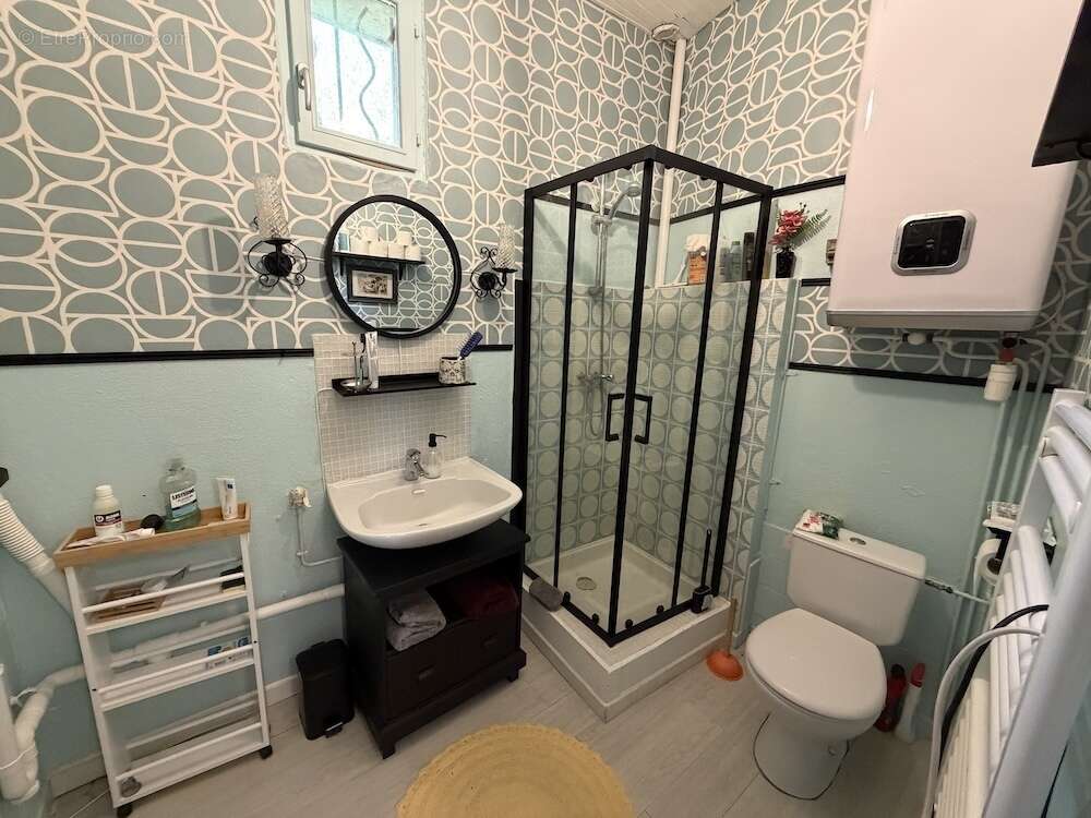 Authentique maison en pierre avec petit terrain de 375 M2 entièr - photo 11
