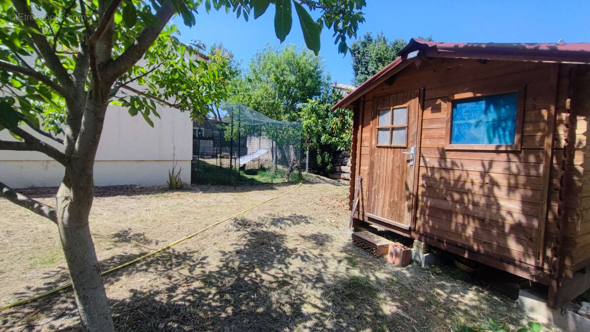 Maison à RIBAUTE-LES-TAVERNES