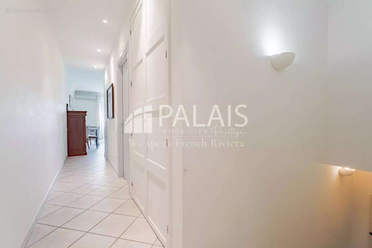 Appartement à BEAULIEU-SUR-MER