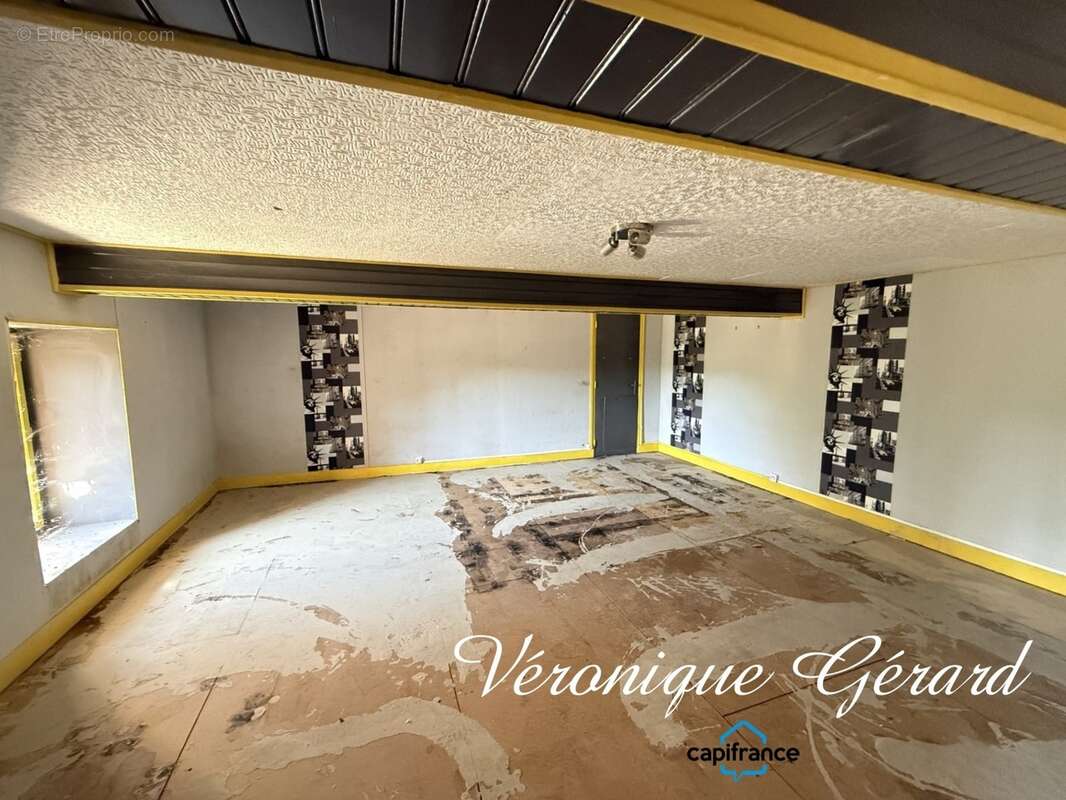Ensemble immobilier de 300M² 11 pièces sur environ 2976 M² - photo 18