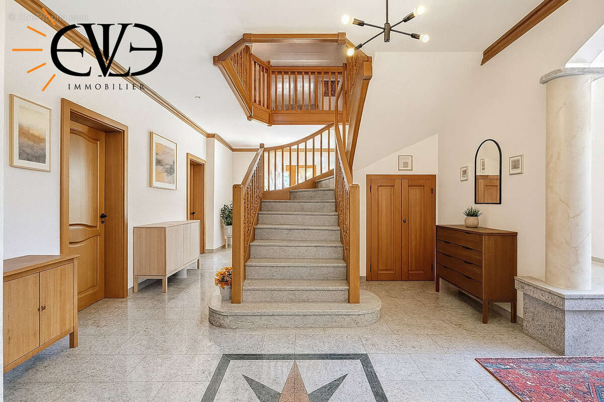 Maison à SAINT-JULIEN-EN-GENEVOIS