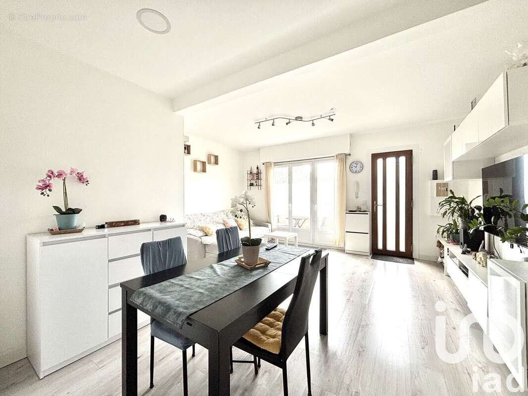 Photo 4 - Appartement à PONTAULT-COMBAULT