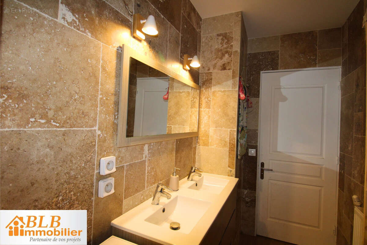 Maison à VILLIERS-SAINT-FREDERIC