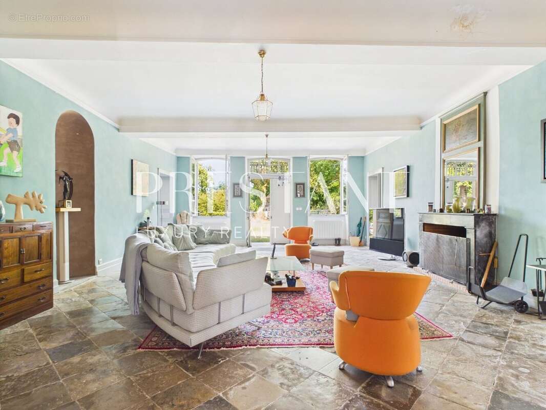 Maison à ORTHEVIELLE