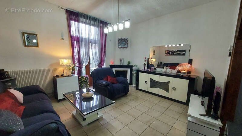 Maison à LIVET-ET-GAVET