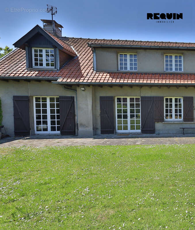 Appartement à MERIGNIES