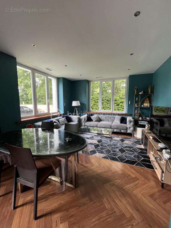 Maison de plain pied sur sous sol complet avec piscine - photo 2