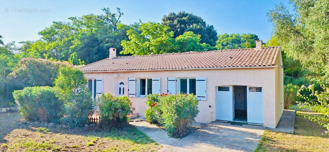 Maison à LUC-SUR-ORBIEU