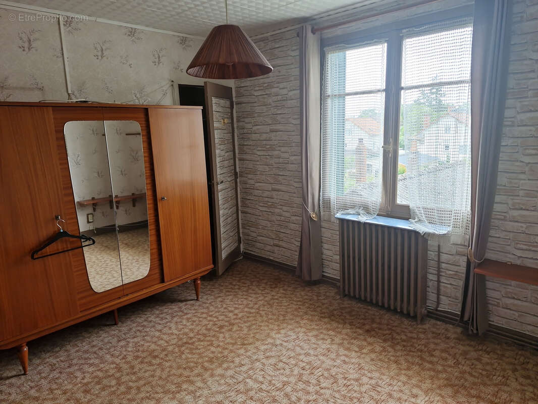 Maison à CHATELLERAULT