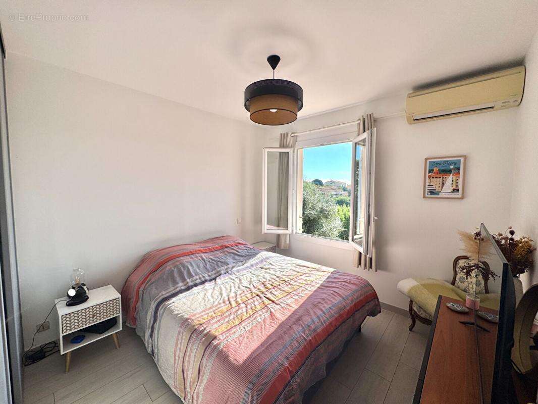 Maison à BORMES-LES-MIMOSAS