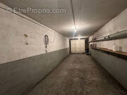 Parking à PARIS-12E