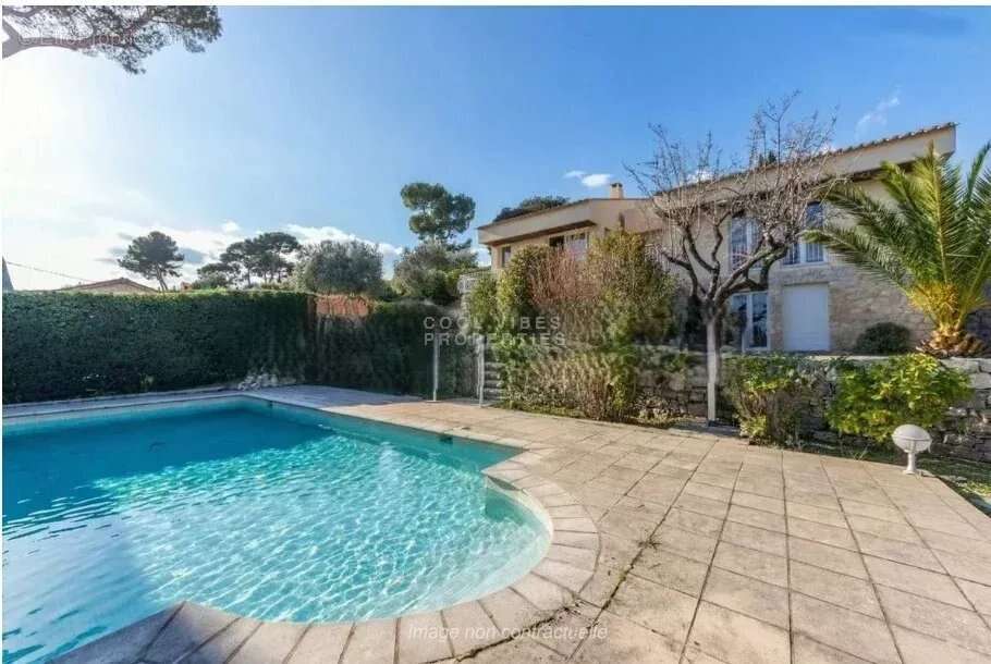 Maison à MOUGINS