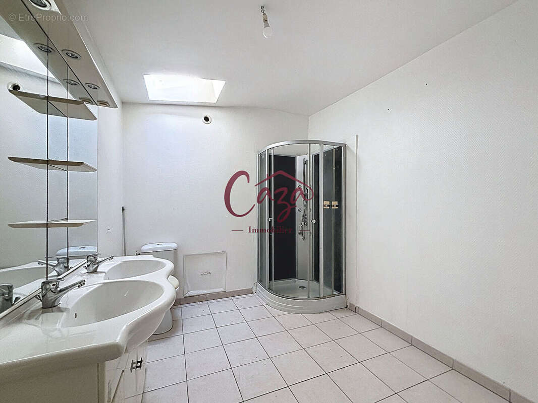 Maison à CAMBLANES-ET-MEYNAC